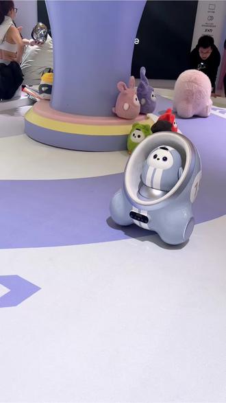 AWE必打卡攻略!为了这份限定好礼,我也要冲进TCL乐园!#冬奥冠军徐梦桃夫妇亮相上海AWE #AWE2026 #TCL