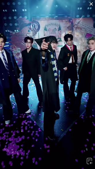 哈利波特魔法学院主题周赛排面舞合集第二弹《Shake it off》+《刀马刀马》+《Low》+《Bad》2026年1月10日直播碎片分享@李奥🤓 @ML-有把刷子 #上热门🔥 #舞台现场 #少年盐系感穿搭 #真人舞台剧 #舞台剧表演