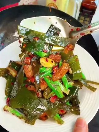 这个海带真的太好吃了,来自海鲜之乡霞浦的海带,因为这里的水质好,所以海带味道特别鲜美。#海带干货 #海鲜之乡 #煲汤食材 #凉拌海带 #炒海带