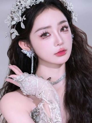 新款双层水晶闪钻结婚大气王冠#超仙婚礼白纱造型配饰 #王冠 #新娘造型 #发饰