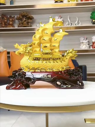 #上热搜 #手办模型 #家居摆件 #高端大气 #我又心动了