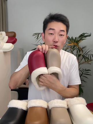 这么好穿的棉拖鞋,防水防油污,柔弹耐磨,打理方便,情侣穿搭。#只做高品质 #便宜又好穿 #舒适百搭 #防水棉拖鞋#好鞋推荐