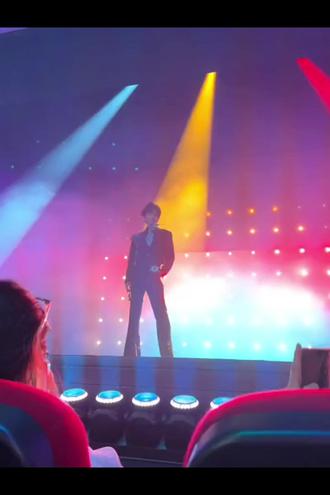 请为一号选手托马斯投票#王俊凯 #趁世界还年轻 #王俊凯话剧 #舞台