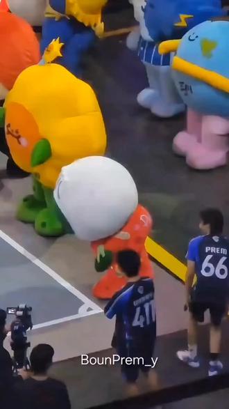 各家有各家的戏 根本看不过来#GMM家娃#gmm2025运动会#搞笑视频