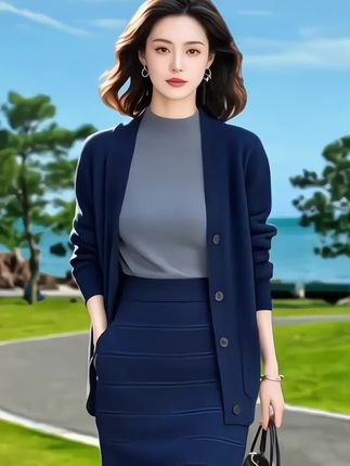2025年秋冬新款软糯慵懒风漂亮洋气减龄针织衫#减龄显瘦穿搭 #针织衫 #谁穿谁漂亮 #中年女装穿搭 #最美穿搭