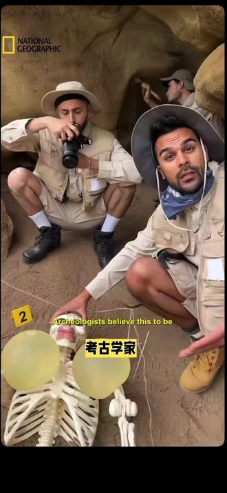 #外国人真会玩 #搞笑 #搞笑老外 #脑洞大开 #英语
Key Meanings & Uses:
A Big Butt: The most common modern meaning refers to shapely, large buttocks, an appreciative compliment for an attractive figure.
Exclamation: Used as a shortened, emphasized version of "Goddamn," expressing shock or excitement ("GYAT! That's amazing!").
Acronym: Can stand for "Girl, Your Ass Thicc".
Origin & Context:
African-American Vernacular English (AAVE): The term comes from AAVE pronunciations, similar to "dayum" for "damn," evolving into this phonetic spelling for emphasis.
Internet Virality: Became a major meme and slang term through streamers and TikTok, especially in the 2020s.
Example Usage:
"Did you see her walk by? Gyat!" (referring to her figure).
"GYAT, that new song is fire!" (expressing excitement).