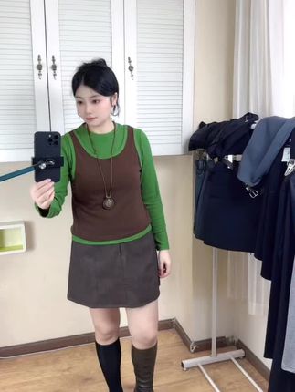 新款来咯,衣服裙子可以穿到160斤。胖妹妹可以穿的#梨形身材穿搭 #微胖穿搭 #半身裙 #穿搭分享