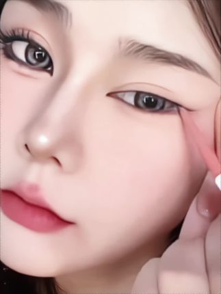 挖到宝了姐妹们,这个眼线胶笔真的巨好用,丝滑流畅还不会晕染#眼线笔 #眼线 #眼线胶笔 #防水防汗 #眼妆