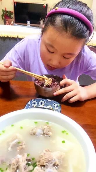 今晚吃炖猪颈骨#美食 #在家做美食