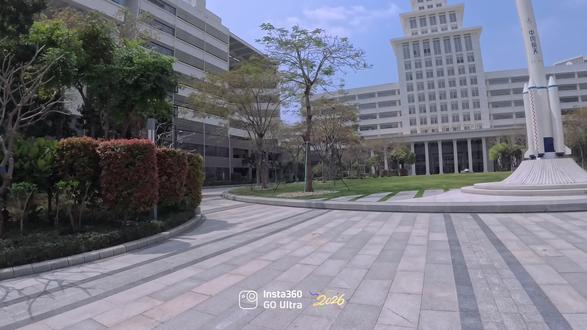 低空飞行第一视角带你逛哈深校园#影石insta360 #影石GoUltra#李荣浩#第一视角#没苦硬吃