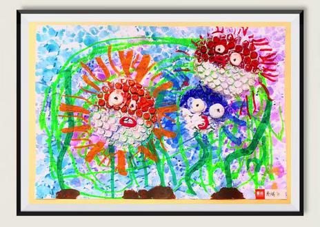 生气的河豚#儿童画作品 #创意画 #创意美术 #童画 #河豚
探索一个主题-自然-造型、色彩
今日课程主题《生气的河豚》
1.观察:在课堂中,通过欣赏河豚的素材图片,了解河豚的特点以及其身体结构,激发小朋友对河豚的兴趣,同时激发他们的创作欲望。
2.理解:了解水彩晕染技法,营造出晕染的视觉效果来表现海洋世界的肌理效果,并且自主创作出飘摇的海草和坚硬的石头,展现出海洋画面的多样性。
3.能够:抓住河豚的形态,描绘身体的明暗突出河豚的视觉感,提高小朋友的动手能力和创作能力。
艺术语言:同类色、造型、色彩、形状、色调、空间、对比、遮挡、线和面组合、大小对比、线条 排列、整体、局部、涂抹、细节刻画