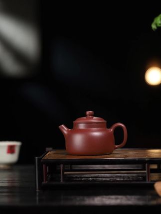 龙血砂小德钟紫砂壶#宜兴紫砂 很不错的一款原矿泥料#茶生活 #原矿紫砂 #紫砂艺术