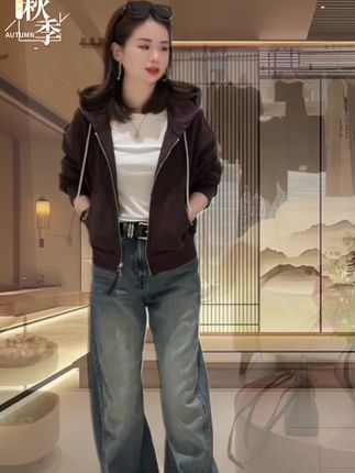 #简约穿搭 #日常搭配 #洋气 #最美的年龄做最美的自己 #休闲风