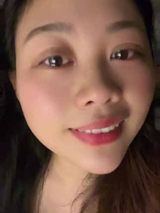 我可以不幸福 可以只是平静 甚至有点悲伤 但我不想再受伤害了 以后没有意义的人 就不要再出现在我生活里了 我在慢慢解开自己的结 心里有太多事我不会表达 我把错归结于自己 我不怪任何人 给我一点时间让我缓一缓 然后再好好生活#情感共鸣 #女性成长 #女性智慧 #内容过于真实