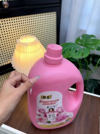 十几块到手一大桶13斤洗衣液!#洗衣液 #洗护好物 #香氛洗衣液 #强烈推荐