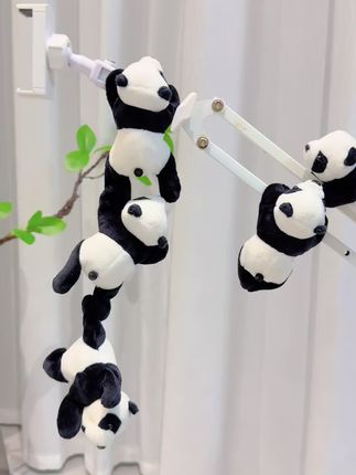 小熊猫🐼也太可爱了 磁吸小熊猫🐼想粘哪里粘哪里#可爱玩具 #冰箱贴 #熊猫