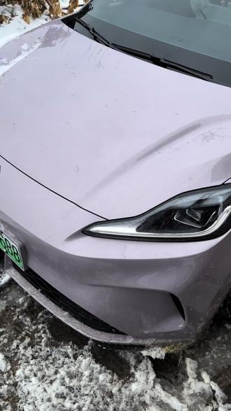 下雪今天充电发现充电口冻上了#mg创作者星辰计划 #全新MG4车主