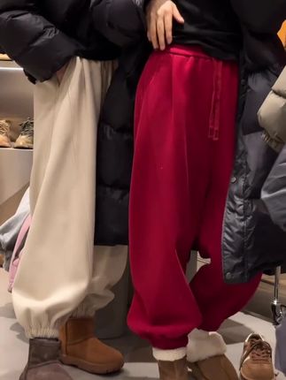 #晒晒我的秋日穿搭#秋日可露丽配色穿搭 #秋季日常实用穿搭思路分享#梨形身材秋天怎么穿