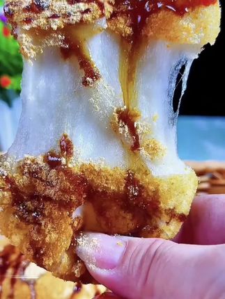 软糯弹牙,太好吃啦~#手工糯米糍粑 #糯米糍粑 #糯米团子
