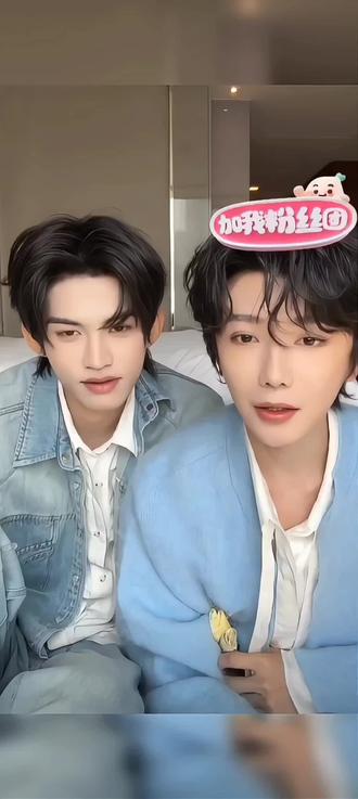 云布布:这是什么花?
普普:布布花
我:哈哈哈哈🍬🍬
#分享我的宝藏男孩 #创作者中心 #创作灵感 #云熠cp