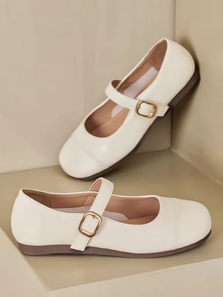 #我要上热门 #脚宽脚胖都可以 #软底软面穿上超舒服 #时尚美鞋 #百搭鞋子