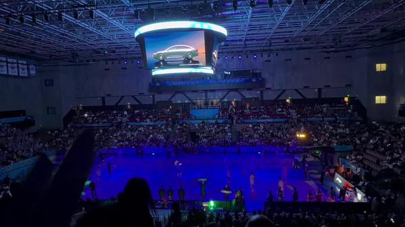 篮球比赛现场#CBA#赵睿#齐麟#吴冠希#北京首钢