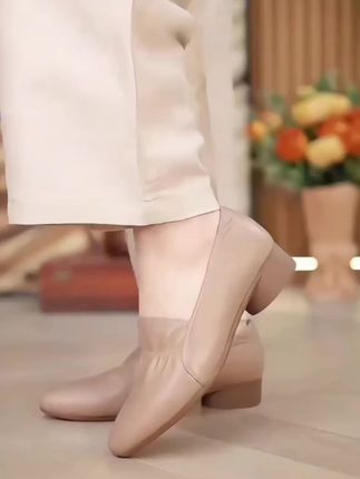 #时尚单鞋#软底软面穿上超舒服 #穿出高级感 #时尚美鞋 #时尚气质穿搭