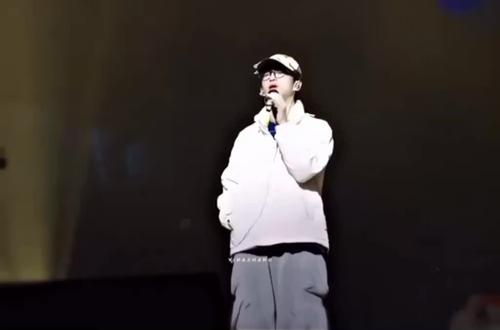 yC来源:XHS#黄子弘凡 #逸元元