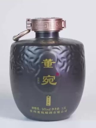 董宛尊享封坛酒54度董香型#传统酿酒 #好酒 #酒友 #纯粮白酒 #纯粮食酒