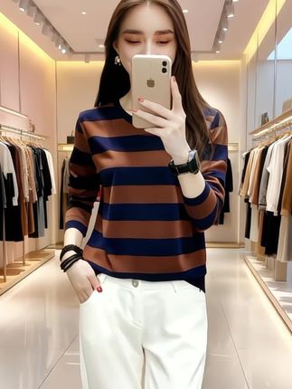 这件衣服太好看了#女装 #时尚女装 #百搭上衣 #减龄气质 #春秋穿搭