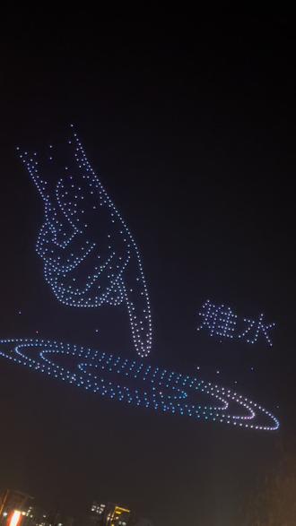 千架无人机点亮如皋新春夜空#雉水 #无人机表演 #马年#春节