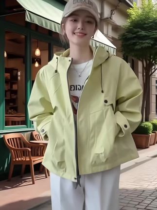 #潮流穿搭休闲风 #新衣服可以治愈各种不开心 #春秋穿搭 #简约穿搭 #冲锋衣推荐