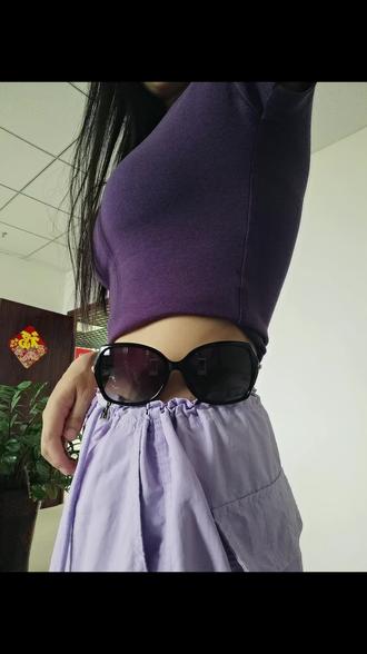 不知道啊我看别人都这么拍~#墨镜卡腰
