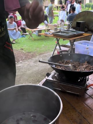 我们走的是一条满是荆棘的路,从两三个人到现在的一个小团队,我们的第一次团建🥳