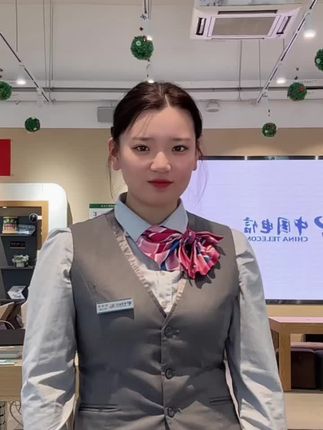 “别人说我是装宽带的’ 我笑他们不懂浪漫 “别人说我是‘装宽带的’,我笑他们不懂浪漫一 我装的是‘爸妈的牵挂“朋友的分享“追剧的快乐’,是让你无论在哪,都能‘一键连接’全世界的‘魔法’。这个‘牛马’,我当得心甘情愿~你的网络需求,尽管砸过来!” #上热搜 #每日分享 #销售的日常#日常分享#快来看看