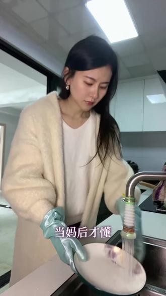 彩铅画花~你也有自己的小爱好吗?评论区告诉我吧!-同款彩铅工具和教程在橱窗哦~