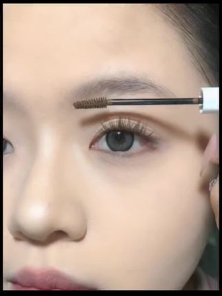 老婆们,别错过这个双头眉笔,一头染眉膏,一头眉笔,有手就能画,眉笔极细画出来根根分明,真的爱了#染眉膏#眉笔 #防水防汗不晕染 #画眉