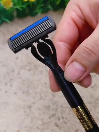 #好物推荐🔥 八层刀片高端剃须刀风速剃须刀男士手动剃须刀刮胡子刮