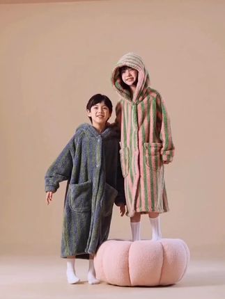 秋冬天儿童睡袍加厚珊瑚绒男孩法兰绒睡衣女童长款宝宝条纹家居服