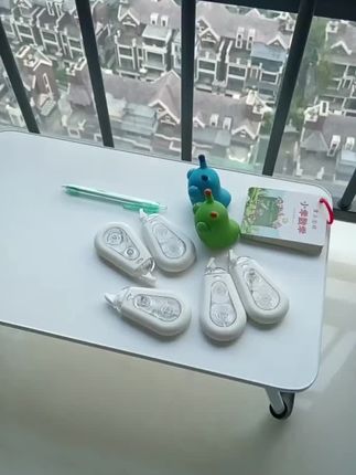 这个修正带太丝滑了吧,不卡带不断带,而且还是一体式收口的#大容量耐摔修正带 #文具安利
