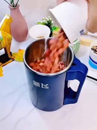 家里没有磨粉机的,快试试这款研磨机!五谷、辅食、中药材轻松磨,大功率省电,今日不足奶茶钱,送运费险,速抢购!#磨粉机#实用好物 #生活好帮手