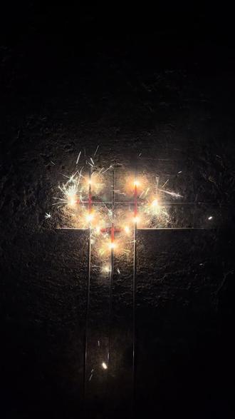 复刻爱心成功#仙女棒的正确点燃方式 #仙女棒烟花