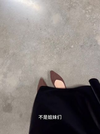 不打脚不磨脚,我穿着开车接娃走路真的很舒服很轻便,很喜欢#尖头鞋#软底软面穿上超舒服 #复古尖头鞋