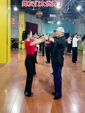 #交谊舞 #慢动作 #细致分解 #零基础 来不了现场赶快进群学跳舞!