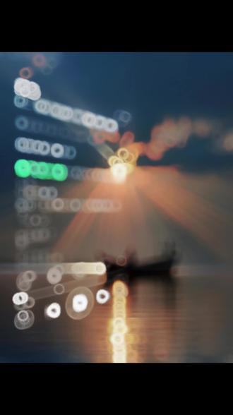 你以为折叠屏手机只能打电话、刷视频?那你可就大错特错了!摩托罗拉razr50Ultra会让你惊掉下巴!
只需安装专用App插件,它就能实现“双系统”,运行Win10操作系统。
想象一下,当你是忙碌的出差族,在飞机上、火车上,展开razr50Ultra,它就是你的便携电脑,处理文档、制作PPT超轻松。股民朋友们逛街时,也能随时用它查看股市行情,分析K线图,抓住每一个投资机会。白领们在上下班通勤的地铁公交上,用它回复邮件、整理表格,高效利用碎片时间。电商从业者无论是在户外还是在家,都能通过它快速处理订单、管理店铺。程序开发人员遇到紧急情况,也可以用它进行简单的代码编写和调试。
摩托罗拉razr50Ultra,就是你工作生活的多面手,助你随时随地高效办公,轻松应对各种场景。#折叠屏手机 #折叠屏 #折叠屏变电脑 #win10 #电脑办公