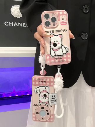 谁能拒绝这么可爱的西高地小狗手机壳呀~白色挂绳出门解放双手这也太好看了!#手机壳 #仙女必备 #闺蜜同款 #这个手机壳真的长在我心巴上了 #我又心动了