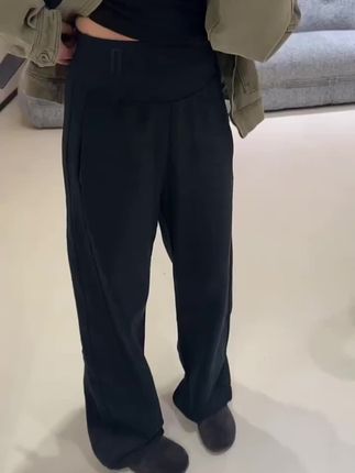#卫裤推荐#休闲裤#谁用谁好看 #阔腿裤@十二服饰