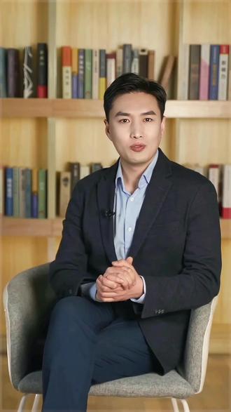 广东男篮可以考虑裁掉萨林杰,签下NBA中锋摩西-布朗#广东男篮#CBA#萨林杰#徐杰#胡明轩