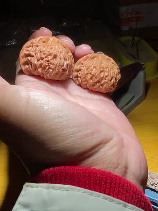 桃心宫灯出新对了#文玩核桃