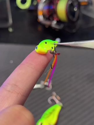 拇指迷你微物小豆丁VIB金属路亚假饵震动沉水全水层白条马口罗飞#小豆丁 #路亚假饵 #假饵 #迷你小豆丁